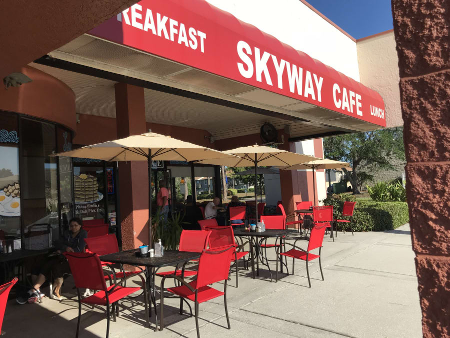 Skyway Cafe – photo 1